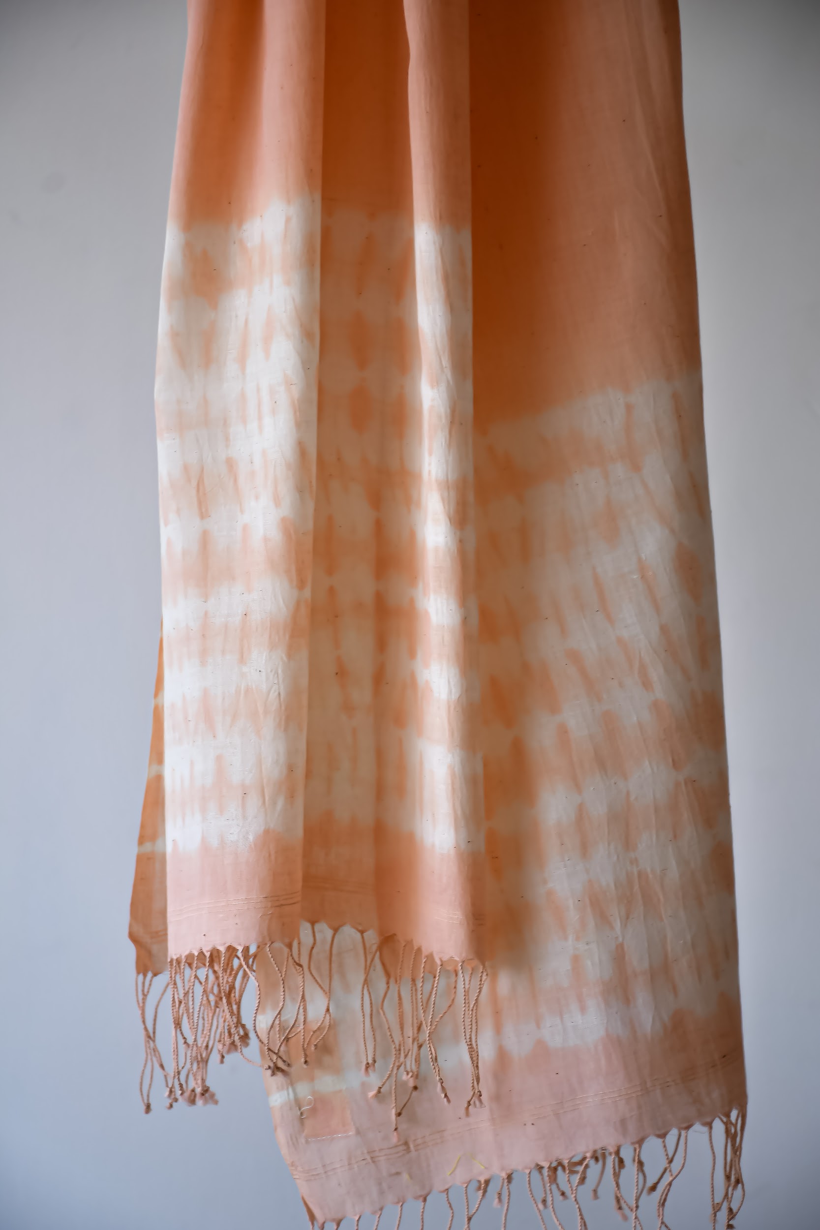 Peach Shibori Dyeing, Handwoven Cotton Stole